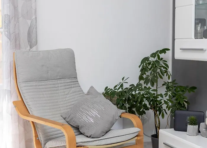 Apartment Garden Retreat -