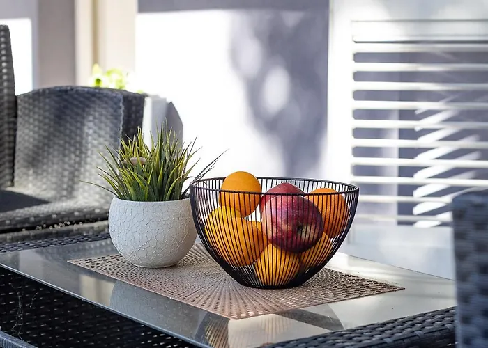 Garden Retreat - Apartment Korcula Town